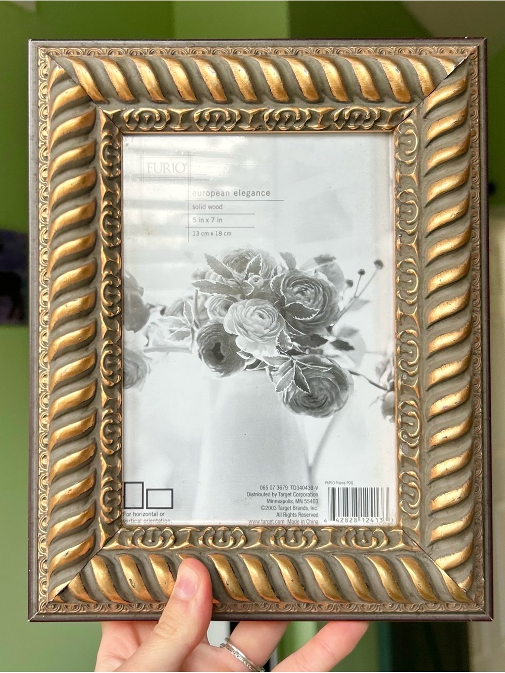 Vintage Furio Unused Gold Ornate Picture Frame with Twisted Rope Siding